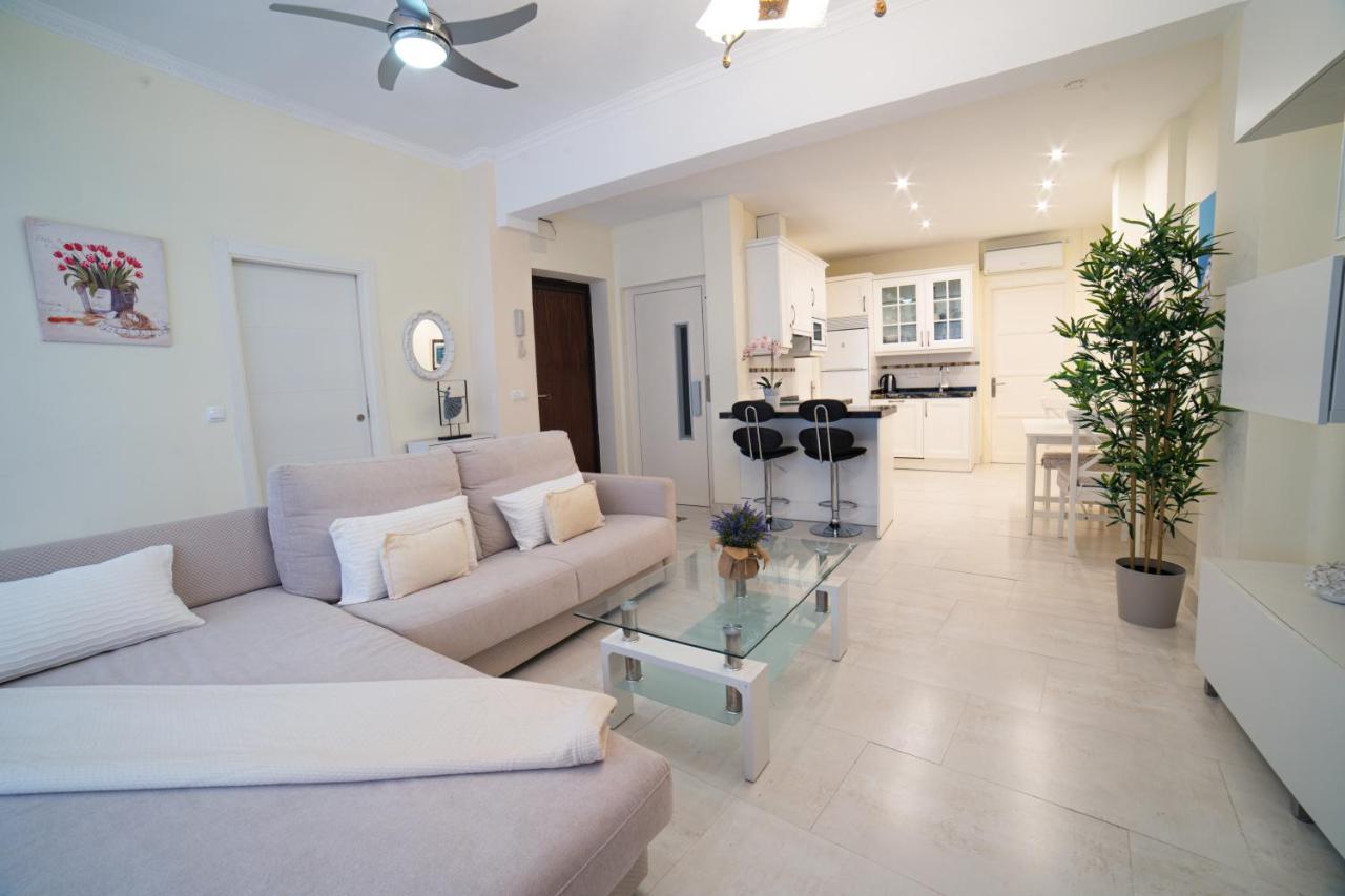 Homemalaga Thyssen Apartment Exterior photo